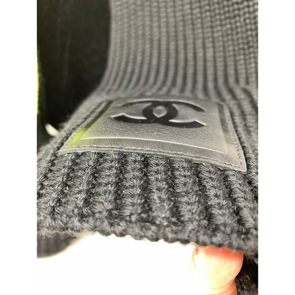Chanel Chunky Sport Scarf Wool Silk Cashmere Black + Fluorescent Green - Picture 7 of 7